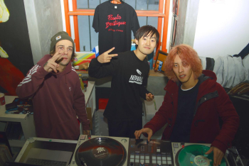 https://www.klarlunar.com/files/gimgs/th-12_pb_dj.jpeg